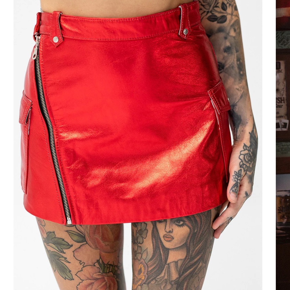 CHERRY BOMB MINI SKIRT